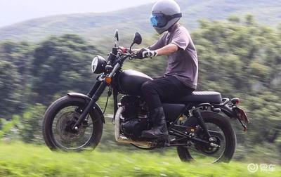 轻骑大脚怪,国产入门Scrambler250,乡岗摩友也爱
